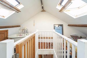 Loft room - click for photo gallery